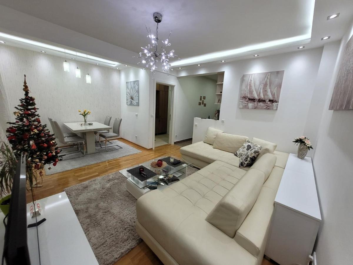 Apartment Joy เบลเกรด ภายนอก รูปภาพ