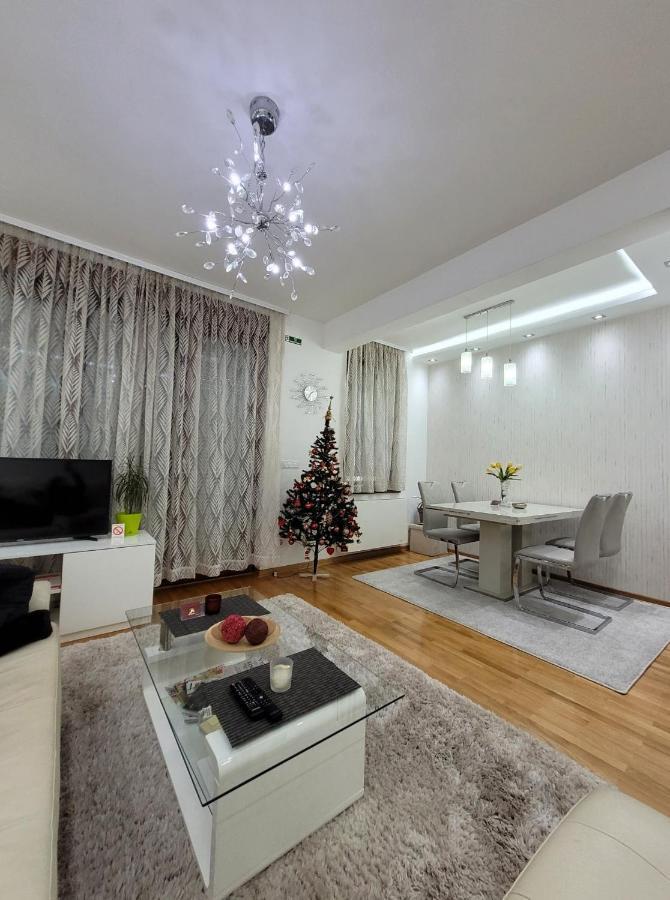 Apartment Joy เบลเกรด ภายนอก รูปภาพ