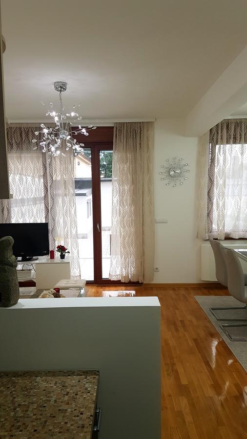 Apartment Joy เบลเกรด ภายนอก รูปภาพ